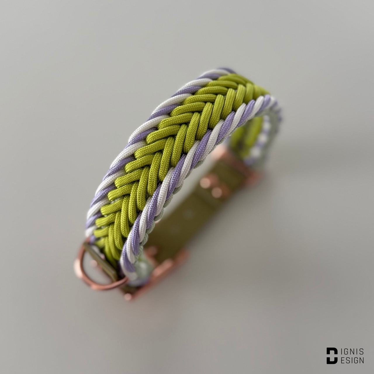 obroża z paracordu - freshness; paracord; obroża pleciona; dignis design; akcesoria dla psów