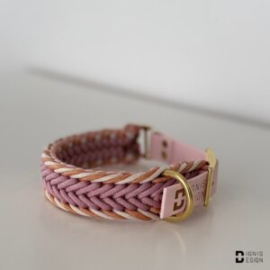 obroża z paracordu - blush; dignis design; paracord; obroża pleciona; akcesoria dla psów