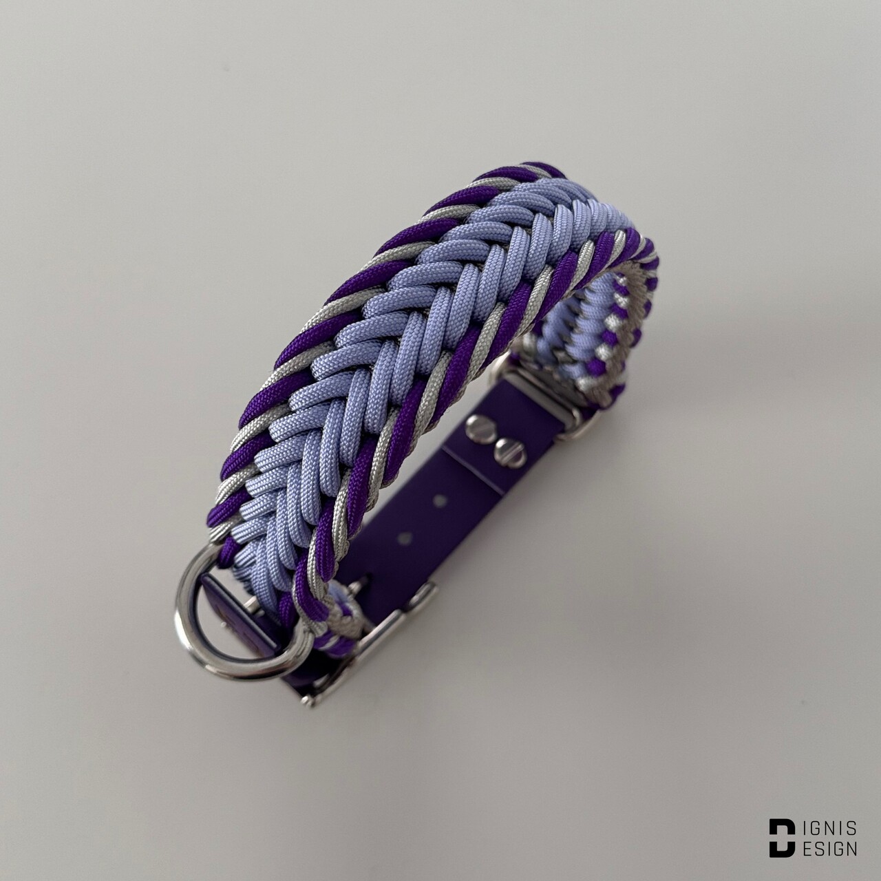 obroża z paracordu - luna; dignis design; paracord; obroża pleciona; akcesoria dla psów